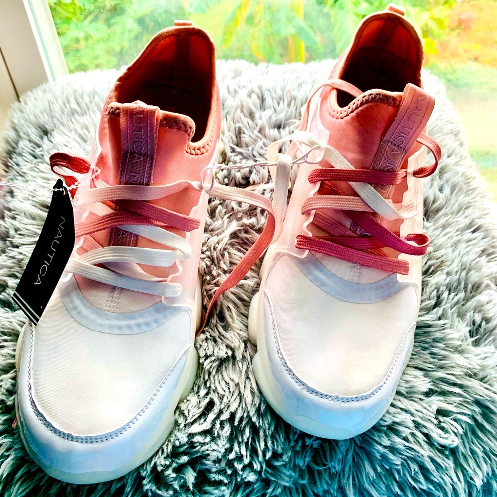 Nautica Women’s Size 11 Sneakers in Ombre Pink